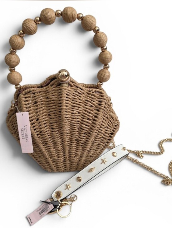 Victoria's Secret Handbags - Victoria's Secret NWT Shell Straw Clam Shell Crossbody Bag & Shell Wristlet Set